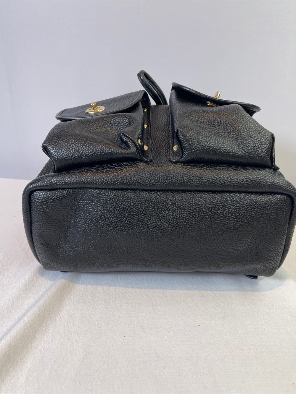 Coach G1861-37582 Turnlock Pocket Leather Backpack Black Pebbled Leather - Picture 8 of 12